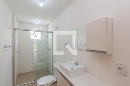 Banheiro de apartamento para alugar com 1 quarto, 55m² em Tristeza, Porto Alegre