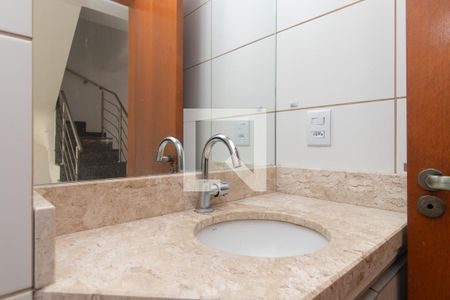 Lavabo de casa de condomínio para alugar com 3 quartos, 160m² em Partenon, Porto Alegre