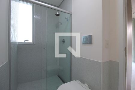 Banheiro da Suíte de apartamento para alugar com 1 quarto, 63m² em Vila Nova Conceição, São Paulo