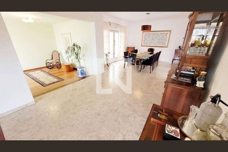 Casa à venda com 4 quartos, 488m² em Jardim Sao Bento, São Paulo