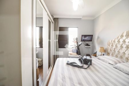 Quarto 1 de casa para alugar com 2 quartos, 72m² em Vila Romero, São Paulo