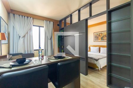 Sala/Cozinha de apartamento para alugar com 1 quarto, 29m² em Tatuapé, São Paulo