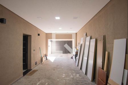 Garagem de casa para alugar com 4 quartos, 294m² em Vila Lemos, Campinas