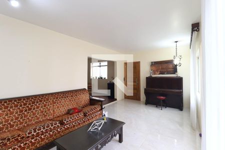 Casa à venda com 4 quartos, 284m² em Tucuruvi, São Paulo