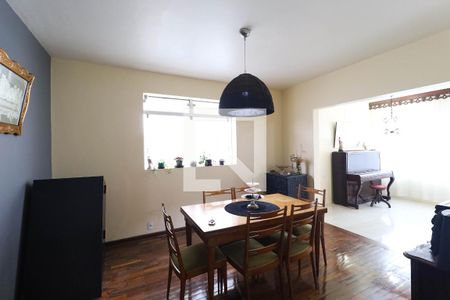 Casa à venda com 4 quartos, 284m² em Tucuruvi, São Paulo