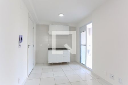 Sala / Cozinha  de apartamento para alugar com 2 quartos, 35m² em Itaquera, São Paulo