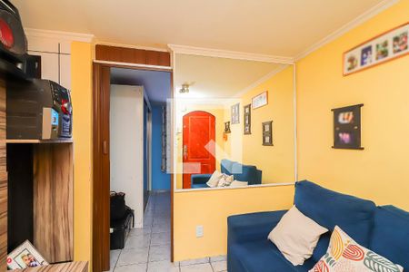 Sala de apartamento para alugar com 2 quartos, 34m² em Conjunto Habitacional Barro Branco I, São Paulo