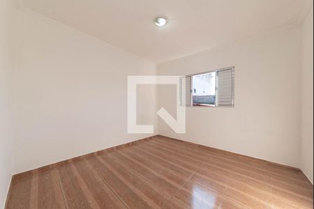 Quarto 2 de casa para alugar com 2 quartos, 80m² em Parque Santo Antônio, São Paulo