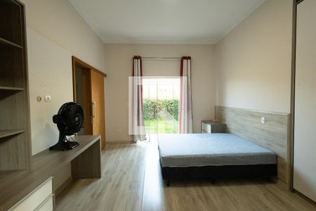 quarto de casa de condomínio para alugar com 3 quartos, 307m² em Zona de Adensamento Restrito (zar), Jacareí