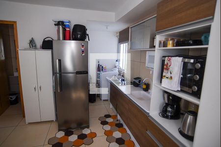 Cozinha de apartamento para alugar com 2 quartos, 45m² em Jardim Algarve, Viamão