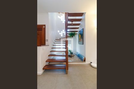 Sala de casa para alugar com 4 quartos, 270m² em Jardim Petropolis, São Paulo