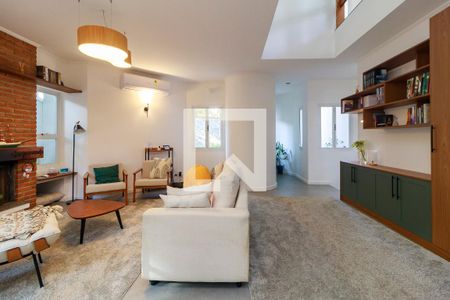 Sala de casa para alugar com 4 quartos, 270m² em Jardim Petropolis, São Paulo