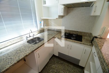 Sala/Cozinha de apartamento para alugar com 1 quarto, 62m² em Cambuí, Campinas