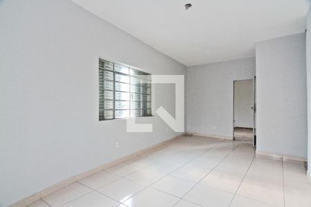 Casa para alugar com 3 quartos, 250m² em Jardim Libano, São Paulo