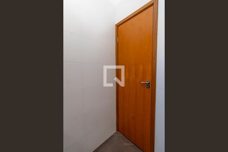 Banheiro de apartamento para alugar com 1 quarto, 32m² em Jardim Jacana, São Paulo