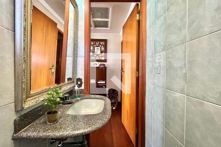 Lavabo de apartamento à venda com 3 quartos, 180m² em Jardim Jabaquara, São Paulo
