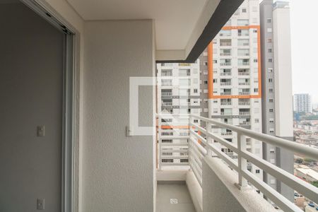Varanda e Área de Serviço  de apartamento para alugar com 2 quartos, 41m² em Vila Centenario, São Paulo