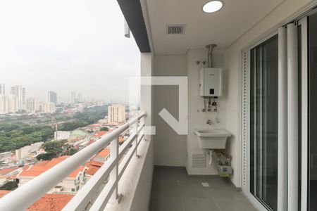 Varanda e Área de Serviço  de apartamento para alugar com 2 quartos, 41m² em Vila Centenario, São Paulo