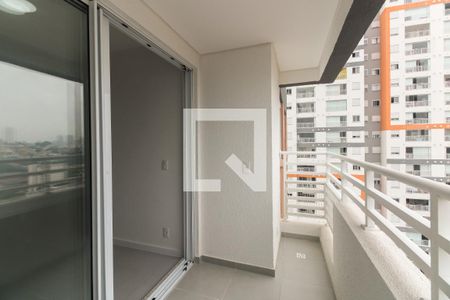 Varanda e Área de Serviço  de apartamento para alugar com 2 quartos, 41m² em Vila Centenario, São Paulo