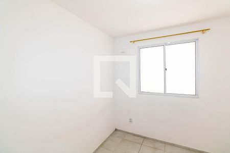 Quarto 2 de apartamento para alugar com 2 quartos, 42m² em Inhoaíba, Rio de Janeiro