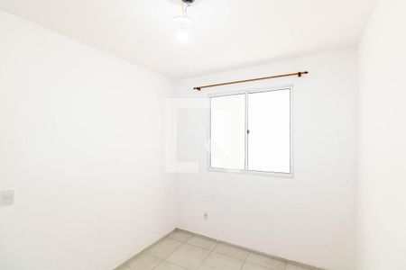 Quarto 1 de apartamento para alugar com 2 quartos, 42m² em Inhoaíba, Rio de Janeiro