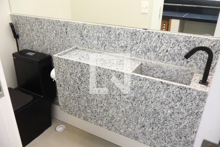 Lavabo de apartamento para alugar com 2 quartos, 68m² em Alphaville I, Salvador