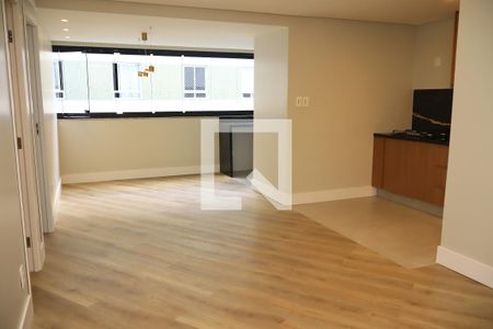 Sala de apartamento para alugar com 2 quartos, 68m² em Alphaville I, Salvador