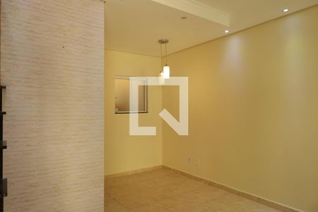 Sala de casa de condomínio à venda com 2 quartos, 65m² em Vila Regina, São Paulo