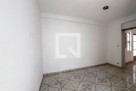 Quarto 1 de casa para alugar com 2 quartos, 60m² em Vila São José, São Paulo