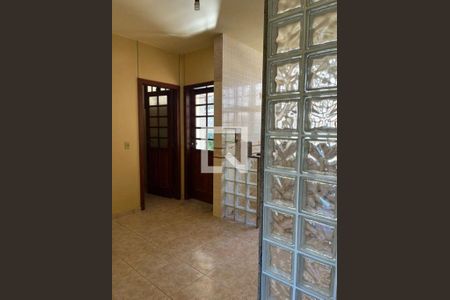 Casa à venda com 4 quartos, 198m² em Várzea das Moças, Niterói