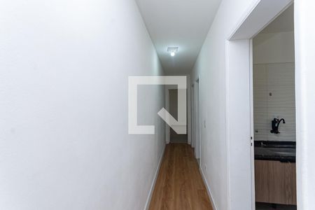 Corredor de apartamento para alugar com 2 quartos, 74m² em Lapa de Baixo, São Paulo