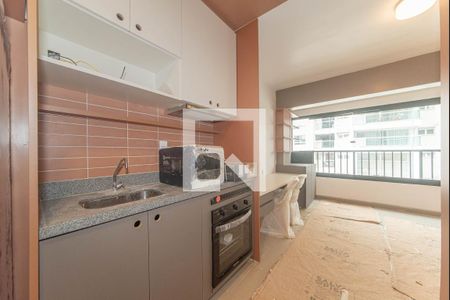 Cozinha de kitnet/studio para alugar com 1 quarto, 24m² em Vila Cordeiro, São Paulo