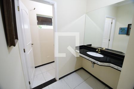 Lavabo de casa para alugar com 3 quartos, 326m² em Conjunto Habitacional Vila Santana (sousas), Campinas