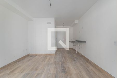 Quarto de kitnet/studio à venda com 1 quarto, 24m² em Vila Cordeiro, São Paulo