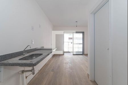 Cozinha de kitnet/studio à venda com 1 quarto, 24m² em Vila Cordeiro, São Paulo