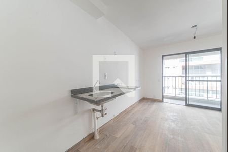 Cozinha de kitnet/studio para alugar com 1 quarto, 24m² em Vila Cordeiro, São Paulo