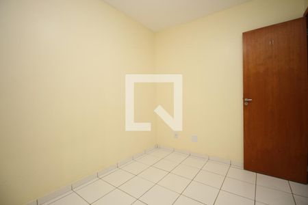 Quarto de apartamento para alugar com 2 quartos, 47m² em Qs 303, Brasília