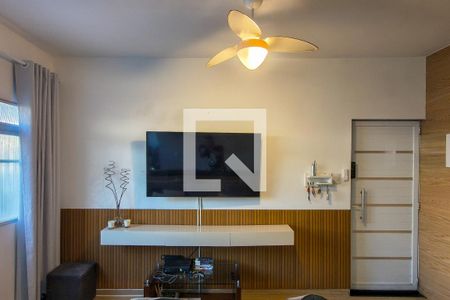 Casa de Condomínio para alugar com 2 quartos, 53m² em Canto do Forte, Praia Grande