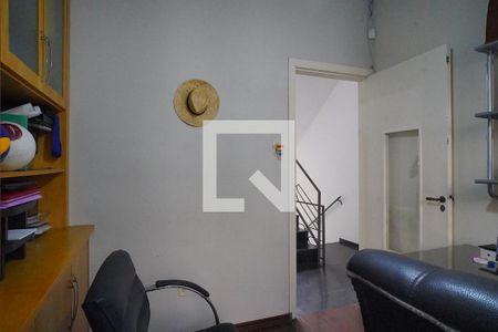 Escritório  de casa para alugar com 3 quartos, 241m² em Petrópolis, Porto Alegre