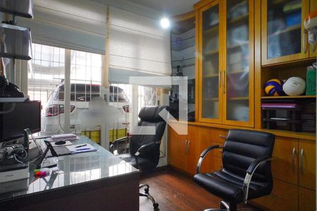 Escritório  de casa para alugar com 3 quartos, 241m² em Petrópolis, Porto Alegre