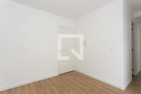 Sala de apartamento para alugar com 2 quartos, 42m² em Guaiauna, São Paulo