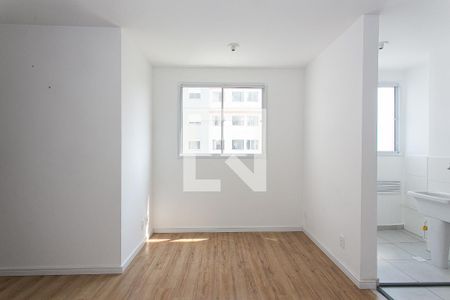 Sala de apartamento para alugar com 2 quartos, 42m² em Guaiauna, São Paulo