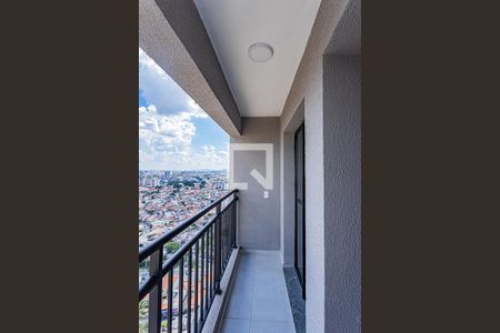 Varanda e área de serviço de apartamento para alugar com 2 quartos, 43m² em Vila Albertina, São Paulo