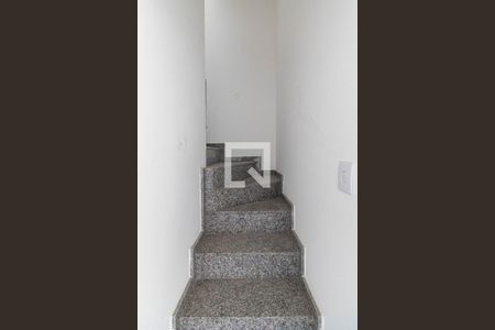 Escada de casa de condomínio à venda com 3 quartos, 102m² em Vila Ré, São Paulo