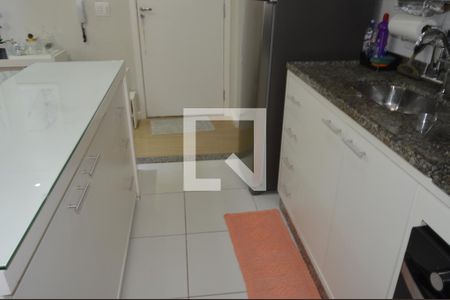 Cozinha de apartamento à venda com 2 quartos, 47m² em Santa Maria, Osasco