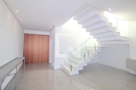 Sala/Cozinha de casa de condomínio para alugar com 4 quartos, 311m² em Vila Nova, Porto Alegre