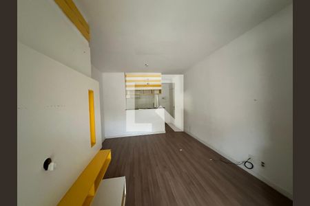 Sala de apartamento à venda com 3 quartos, 80m² em Jardim Esperança, Barueri