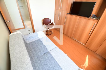 Quarto 1 de apartamento para alugar com 3 quartos, 80m² em Taquaral, Campinas