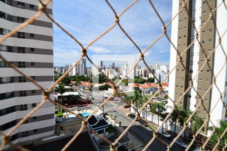 Sala - Vista de apartamento para alugar com 3 quartos, 80m² em Taquaral, Campinas