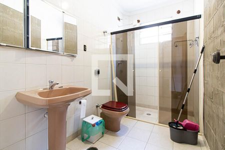 Banheiro de casa para alugar com 3 quartos, 167m² em Lapa, São Paulo